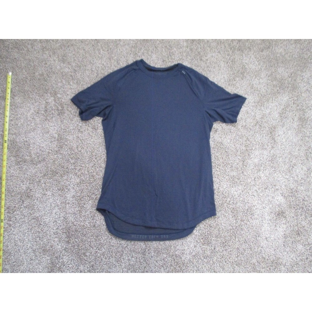 Lululemon better Each Day T Shirt Mens S/M blue activewear
